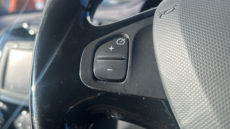 Renault Captur 1.2 TCE Dynamique S MediaNav 5dr EDC Petrol Hatchback